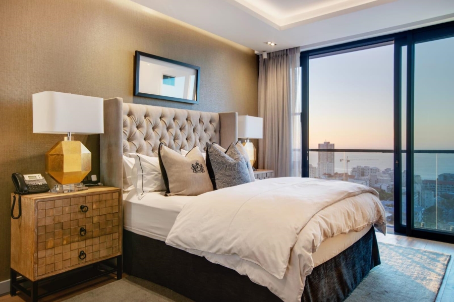 2 Bedroom Property for Sale in Sea Point Western Cape